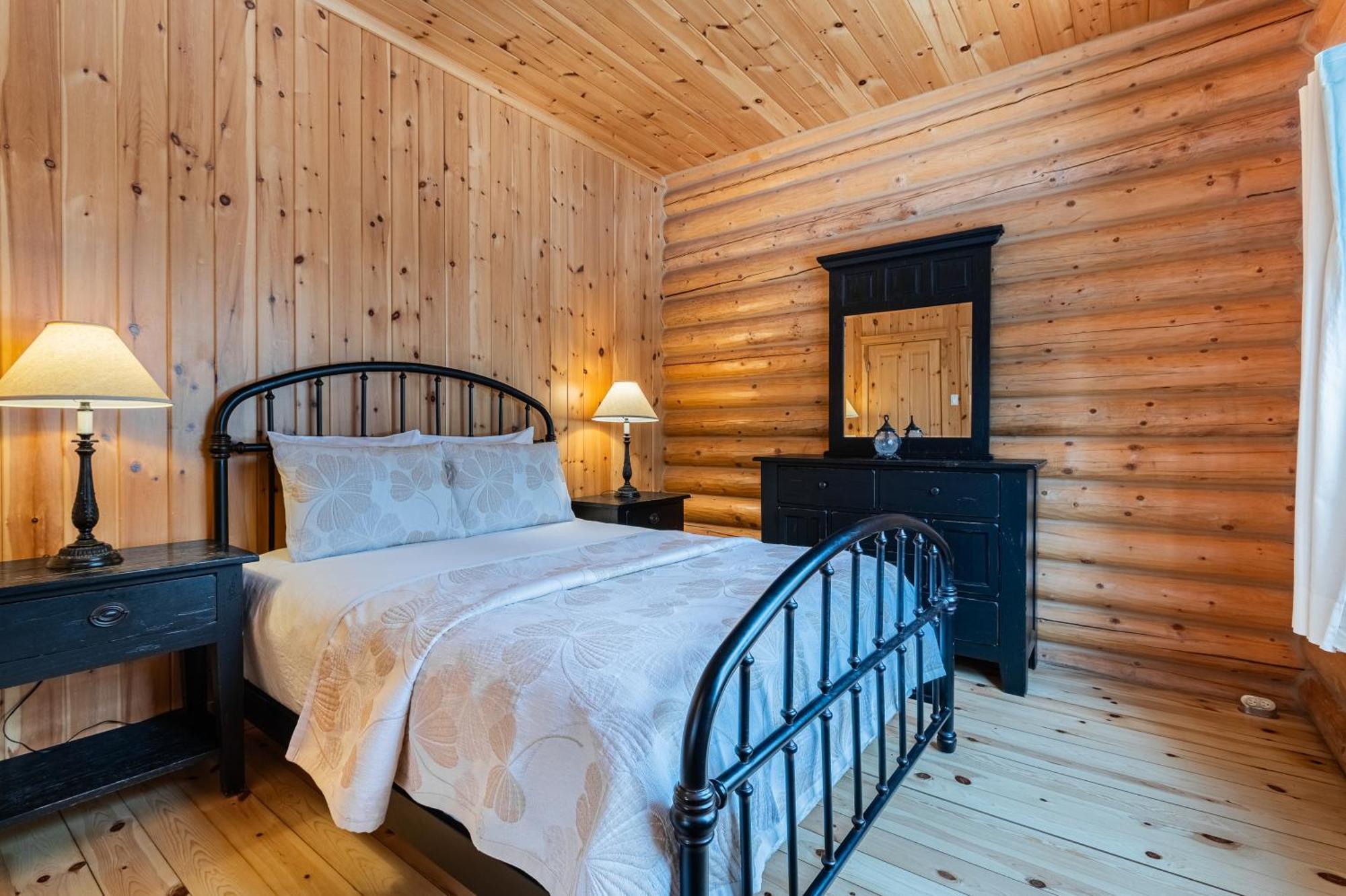 Fiddler Lake Resort Chalet 76 Deer Mille-Isles Екстериор снимка